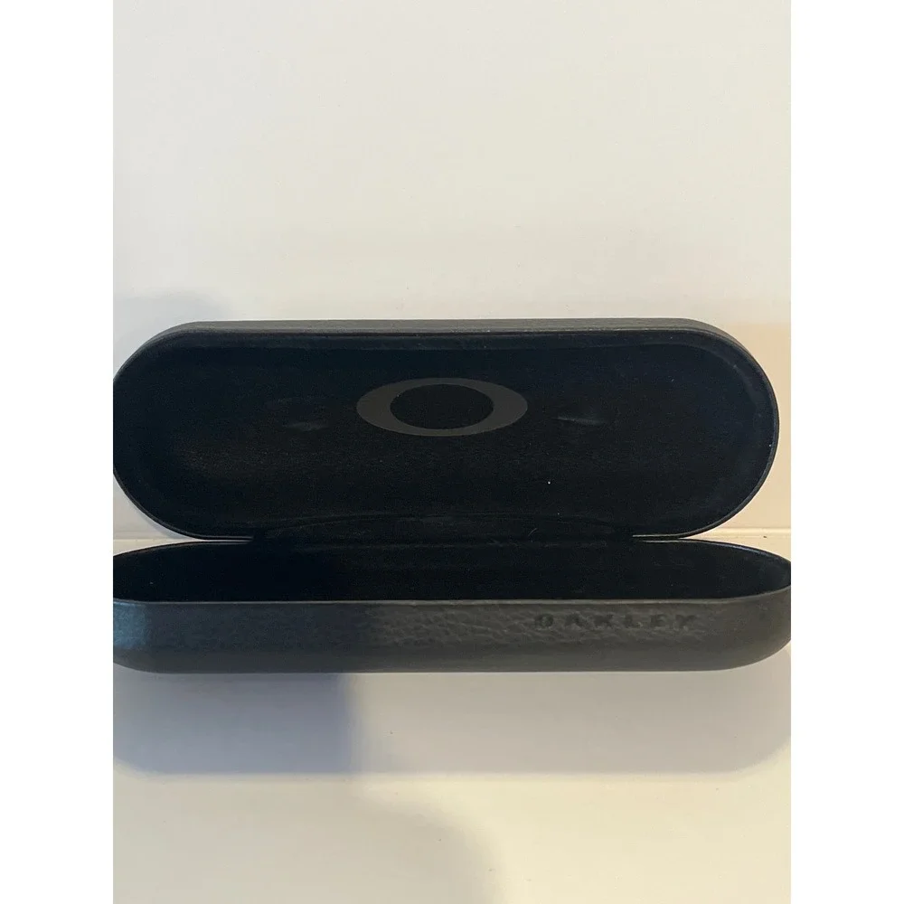Oakley Black‎ Hard Shell Sunglasses Case Pebbled Faux Leather Eyewear Protector